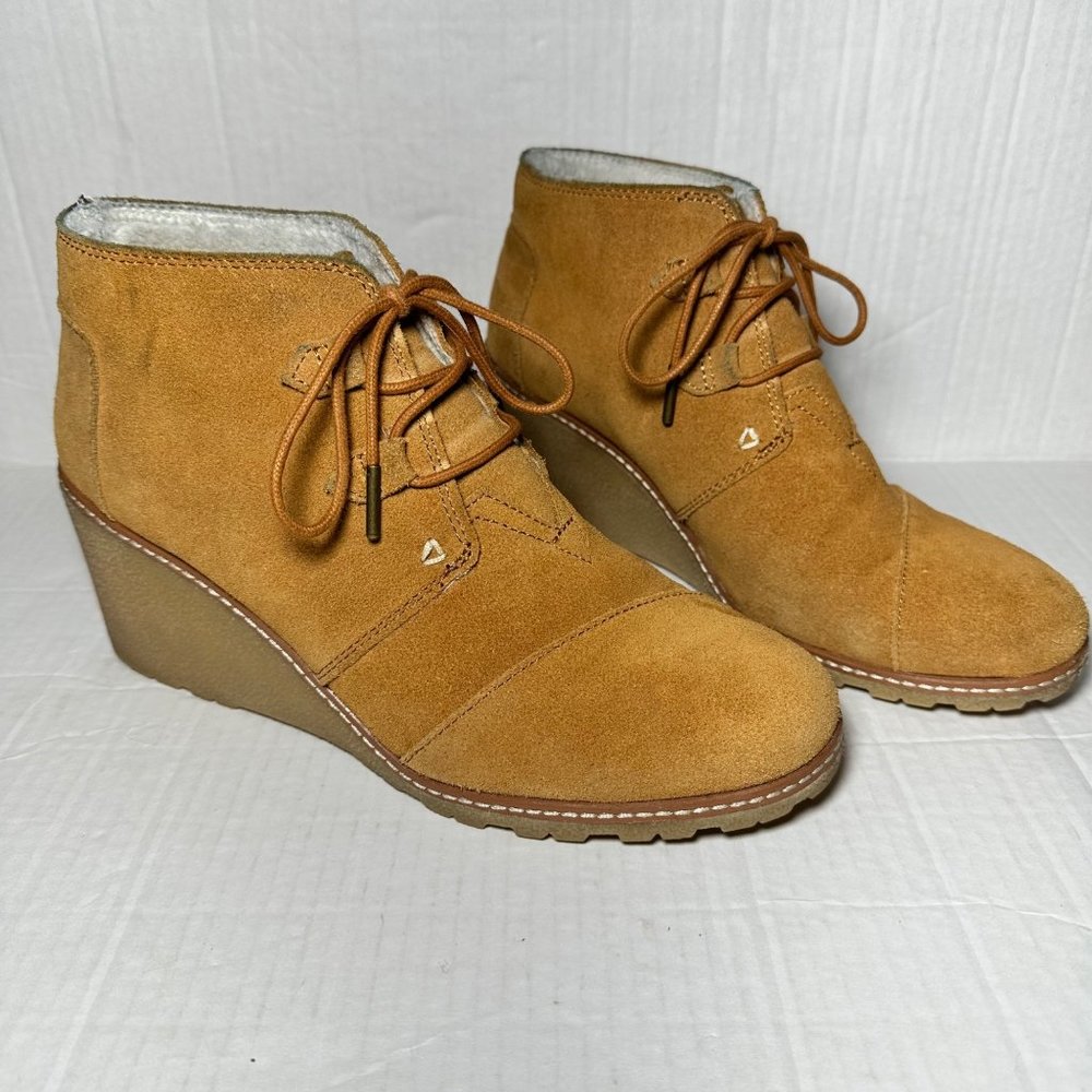 TOMS | Tan Suede Wedge Ankle Booties w/ Faux Fur Lining | Size 11
